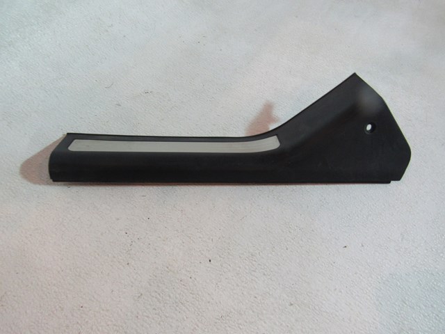 2004 Infiniti G35 Sedan Rear LH Driver Door Sill Kick Plate 76899 AL500