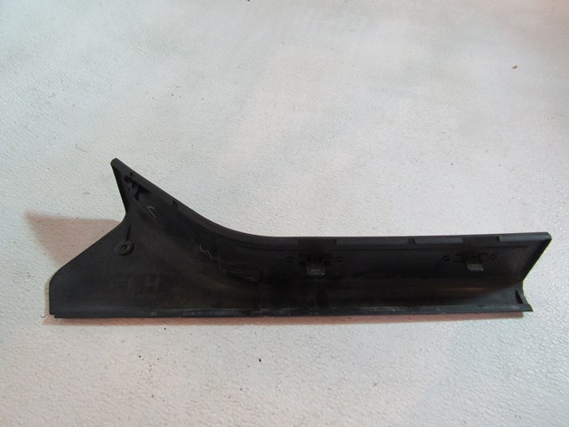 2004 Infiniti G35 Sedan Rear LH Driver Door Sill Kick Plate 76899 AL500