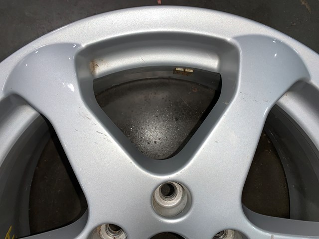 2004 Infiniti G35 17x7 6 Spoke Wheel OEM