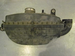 2001 Subaru Legacy Air Intake Cleaner Box OEM