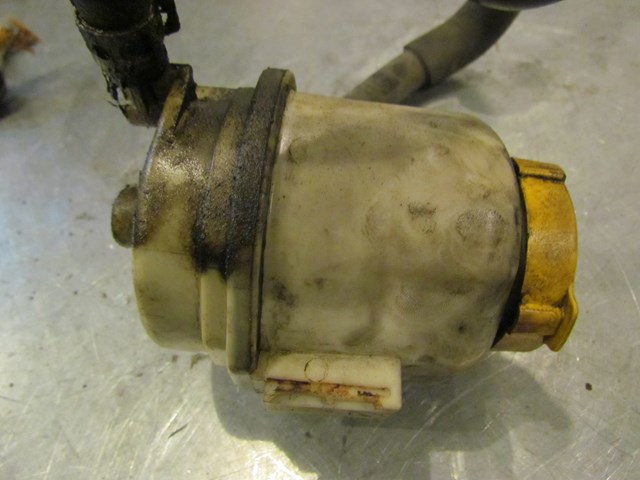 2001 Subaru Legacy GT Power Steering Reservoir