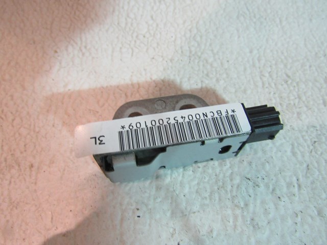 03 04 05 06  Infiniti G35 Coupe RH Impact Sensor