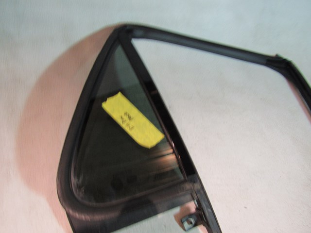 2016 Ford Explorer Sport Rear RH Passenger Door Quarter Glass w/Seal 