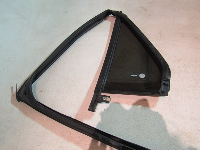 2016 Ford Explorer Sport Rear RH Passenger Door Quarter Glass w/Seal 