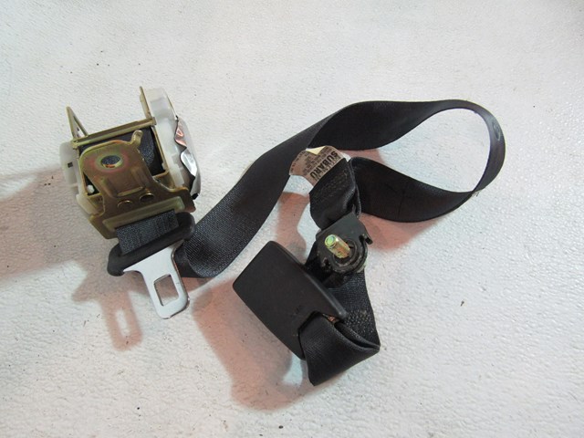 2001 Subaru Legacy Center Seat Belt 