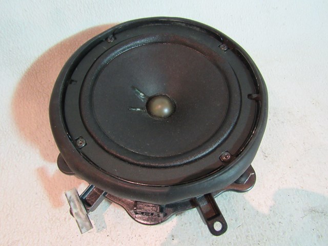 2006 Audi S4 Rear RH Passenger Speaker 8E0 035 411