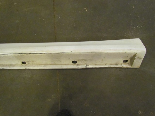 2001 Subaru Legacy GT LH Side Skirt