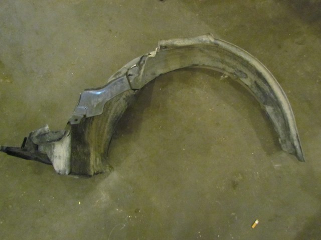 2001 Subaru Legacy GT Front RH Passenger Splash Shield