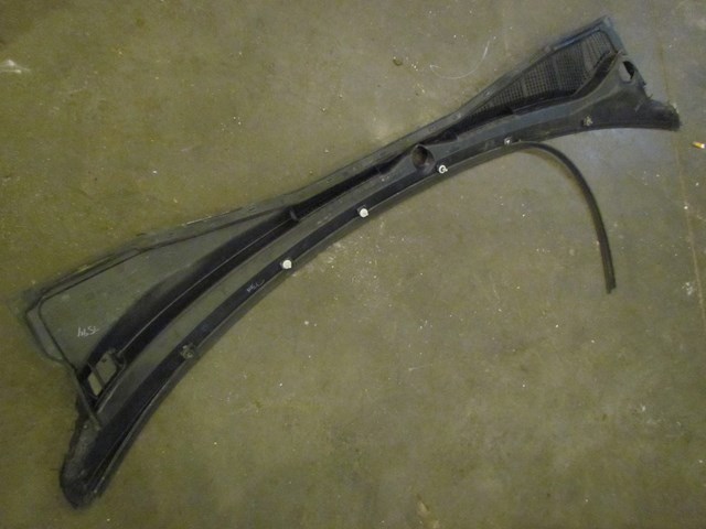 2001 Subaru Legacy GT Wiper Cowl Vent Panel OEM 91411AE01A
