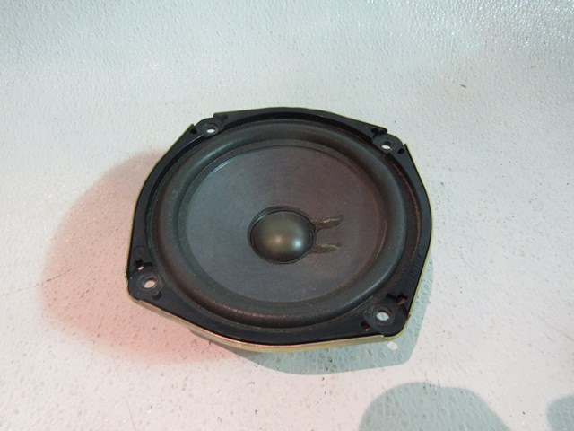 2006 Nissan 350z Rear Behind Seat Speaker