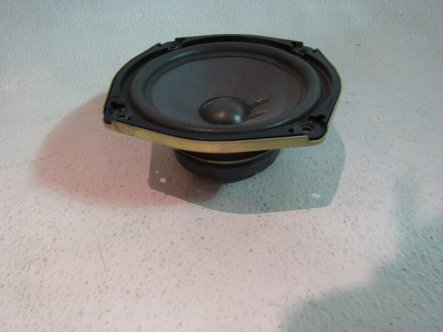 2006 Nissan 350z Rear Behind Seat Speaker