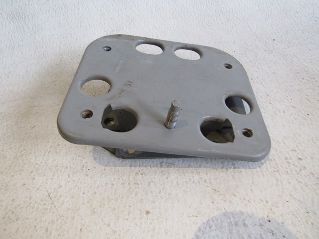 2007 Nissan 350z Rear LH Driver Bumper Reinforcement