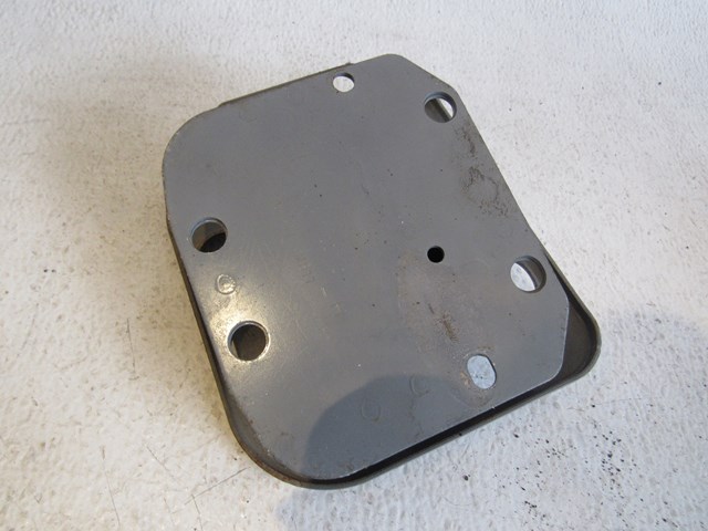 2007 Nissan 350z Rear LH Driver Bumper Reinforcement