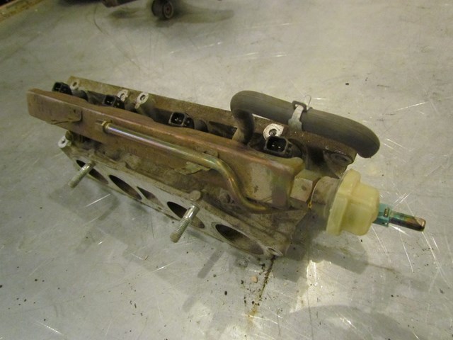 2003 Acura RSX Lower Intake Manifold With Fuel Rail And Injectors