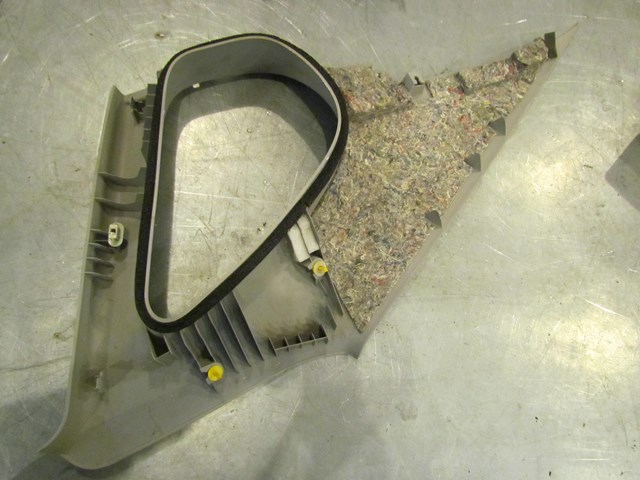 2001 Subaru Legacy GT Rear RH Passenger C Pillar Trim Panel