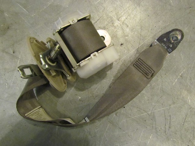 2009 Infiniti G37 Coupe Rear Seat Belt