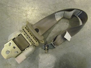 2009 Infiniti G37 Coupe Rear Seat Belt