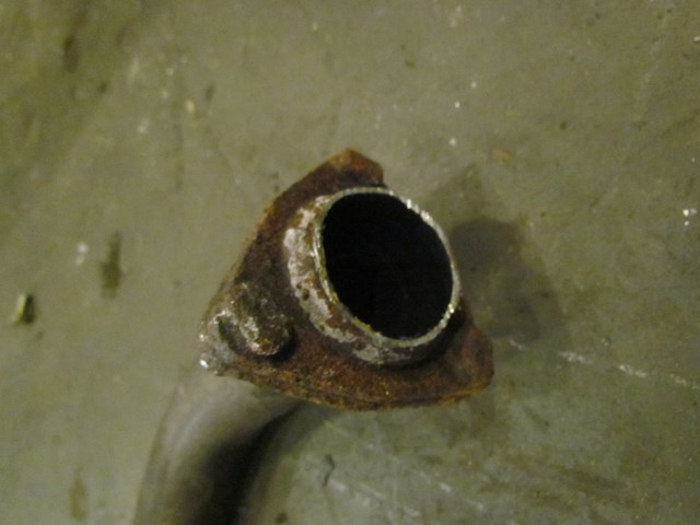 2004 Acura RSX Exhaust Resonator Section Flange Siezed