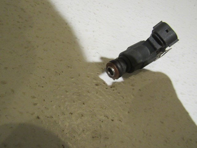 2006 Audi S4 Fuel Injector 079133551B
