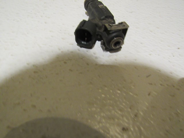 2006 Audi S4 Fuel Injector 079133551B