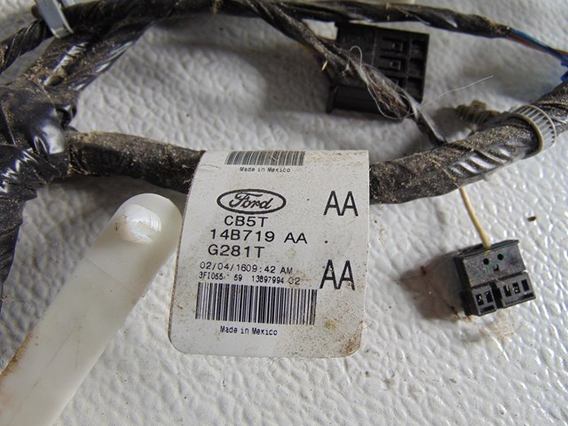 2016 Ford Explorer Third Row Seat Wiring Harness CB5T 14B719 AA