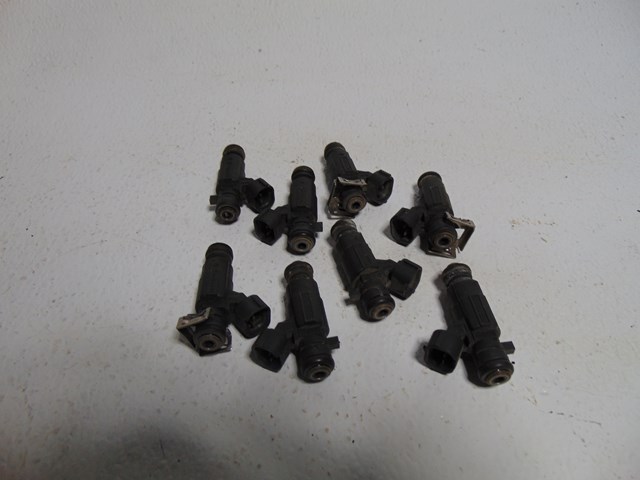 2004 Audi A8 Fuel Injectors Set of 8 079133551B