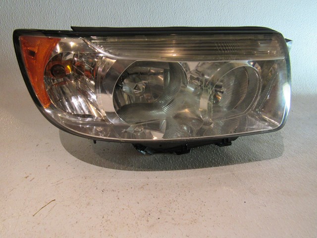 2007 Subaru Forester RH Passenger Headlight - See Description