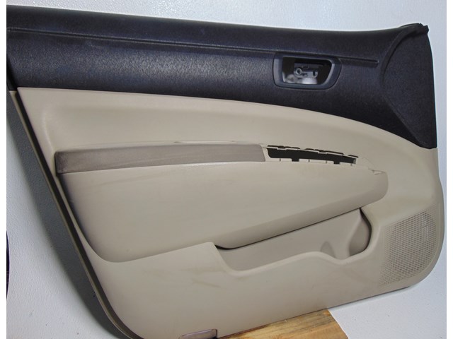 2007 Toyota Prius Front LH Driver Door Panel