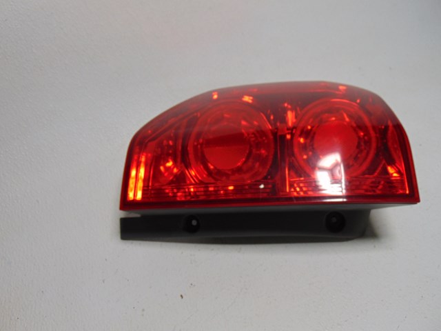 2004 Honda Pilot LH Driver Tail Light *See description*