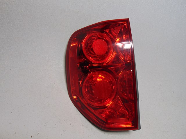 2004 Honda Pilot LH Driver Tail Light *See description*