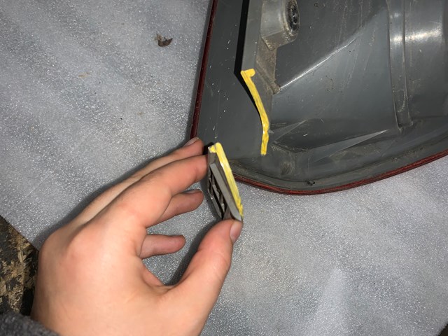 2004 Honda Pilot LH Driver Tail Light *See description*