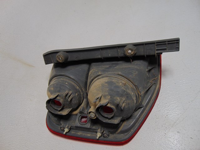 2004 Honda Pilot RH Passenger Tail Light
