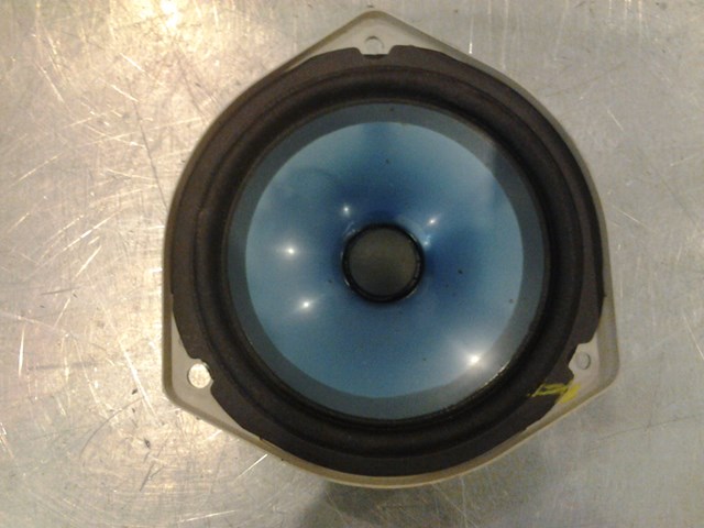 2004 Acura RSX Quarter Speaker