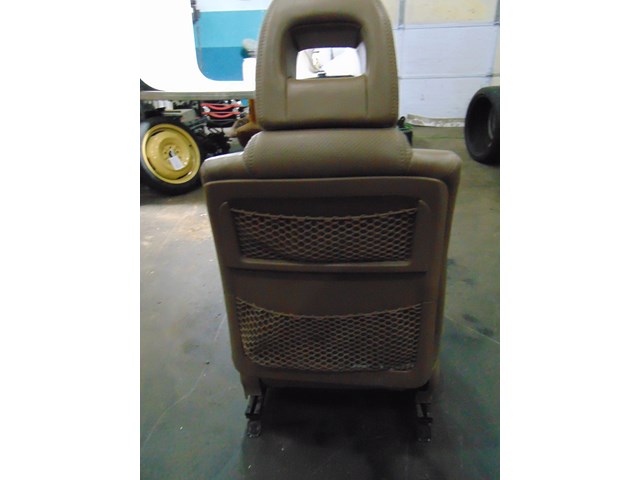 2004 Honda Pilot Front RH Passenger Seat- See Photos
