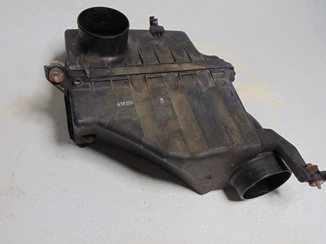 2004 Honda Pilot Air Cleaner Filter Box Upper Box