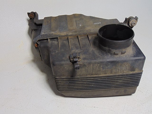 2004 Honda Pilot Air Cleaner Filter Box Upper Box