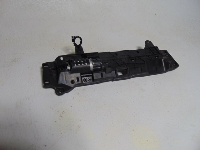 2016 Ford Explorer Front LH Driver Seat Motor & Slide