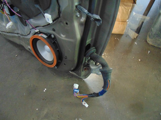 2007 Toyota Prius Front LH Driver Door Assembly*See details for shipping