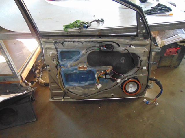 2007 Toyota Prius Front LH Driver Door Assembly*See details for shipping