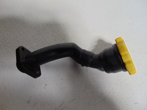 2001 Subaru Legacy Oil Filler Tube Neck with Cap