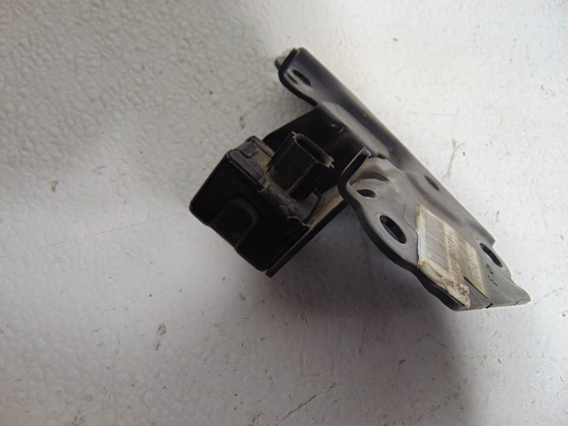 2002 Subaru Impreza Front LH Driver Impact Sensor 98231FE030