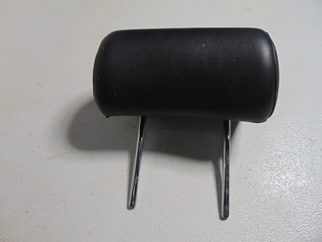 2003 Infiniti G35 Coupe Front RH Passenger Headrest