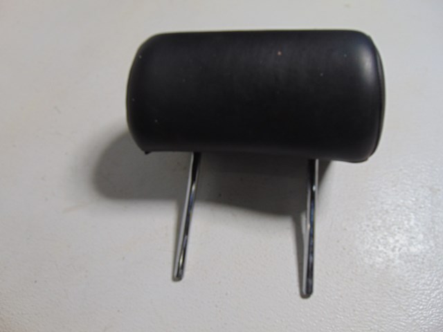 2003 Infiniti G35 Coupe Front RH Passenger Headrest