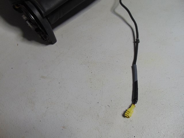 2003 Infiniti G35 Coupe Front RH Passenger Seat Back