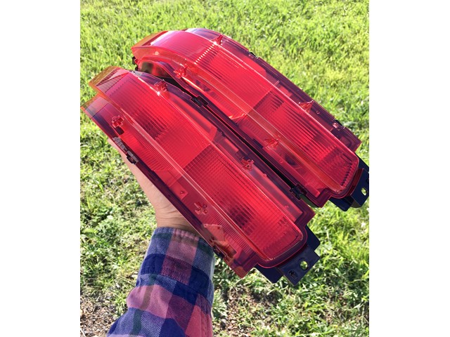 2003-2008 Nissan 350z Reverse Light Red Out