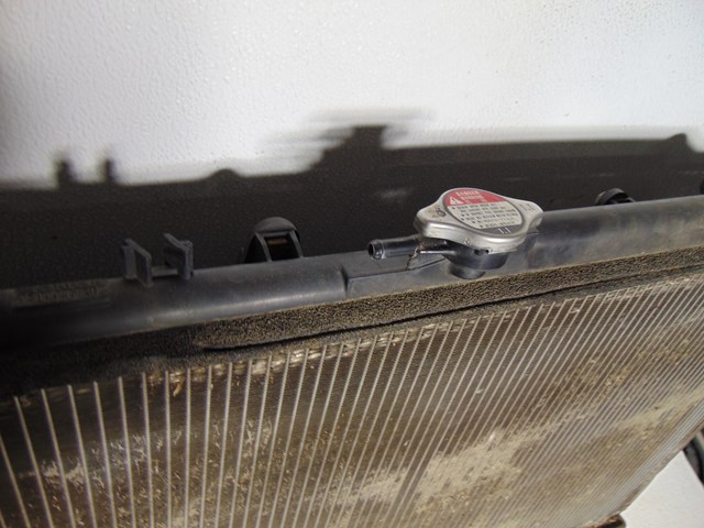 2004 Honda Pilot Radiator w/Fan Assembly 