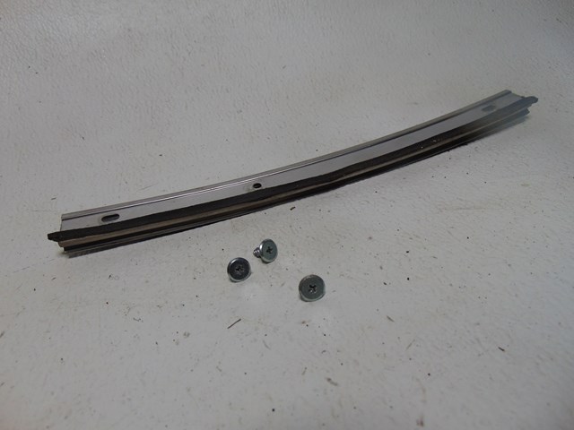 1989 Nissan 240sx S13 RH Passenger Door Seal Channel Trim