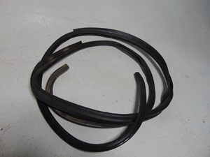 1989 Nissan 240sx S13 Hatchback Door Crease On Body Seal