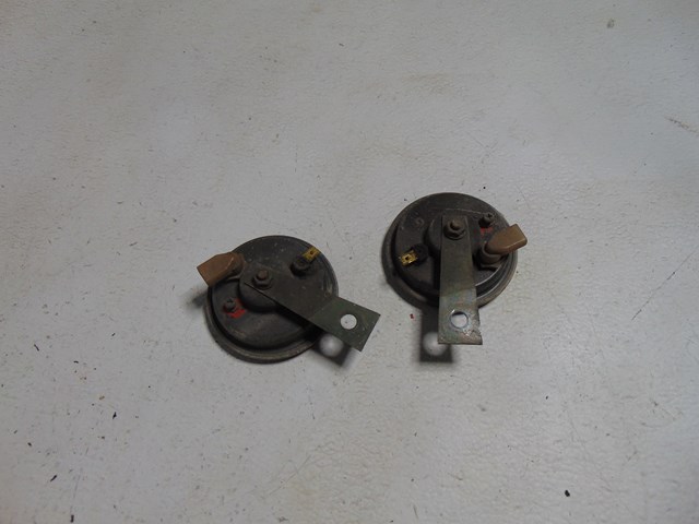 1989 Nissan 240sx S13 Horn Set