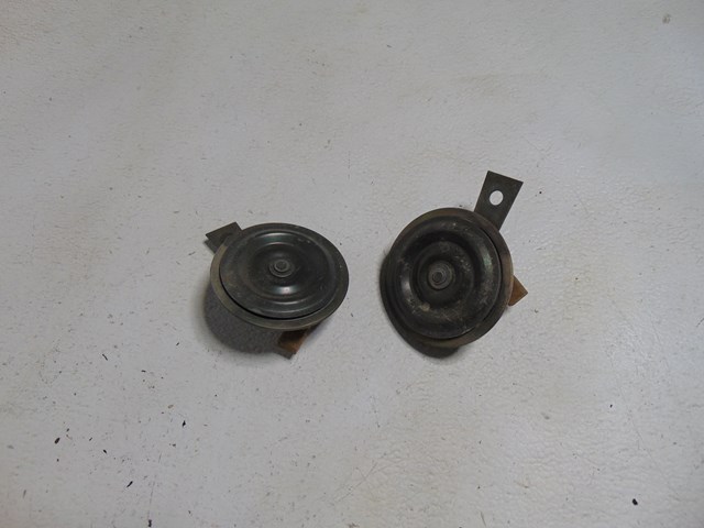 1989 Nissan 240sx S13 Horn Set